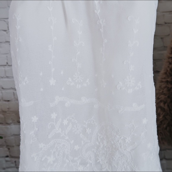 White Sheer Beach Cover Up Tank Top Flower Design - Picture 2 of 4